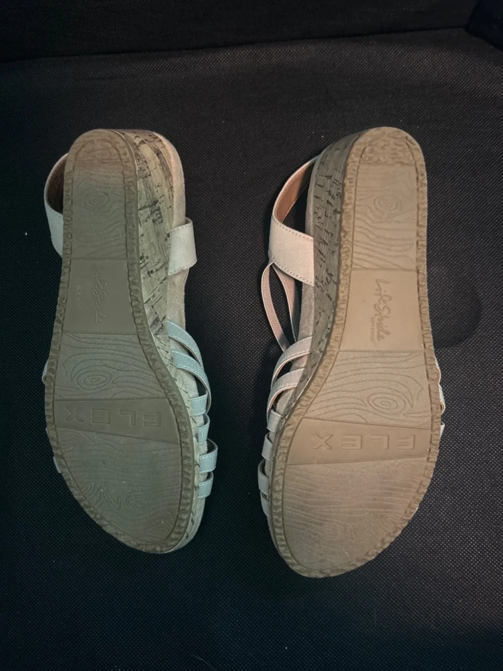 Lifestride soft system sandals